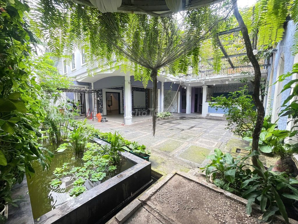 Аренда · 1 комн. · 476 м² · Quận Phú Nhuận, ул. Đường Trần Cao Vân