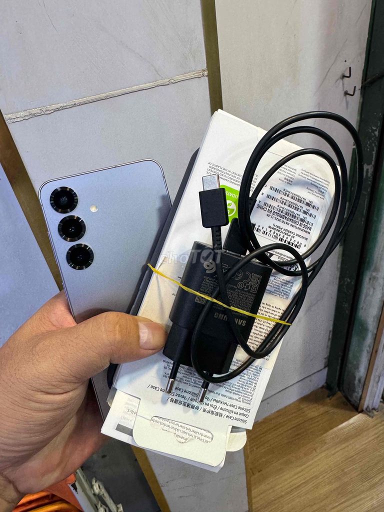 Samsung Galaxy S25 12GB/256GB Xám. Mua bán Điện thoại tại Quận 6 Tp Hồ Chí Minh được đăng bởi QUỐC THIÊN BÁN GÓP 0 ĐỒNG  hình 1