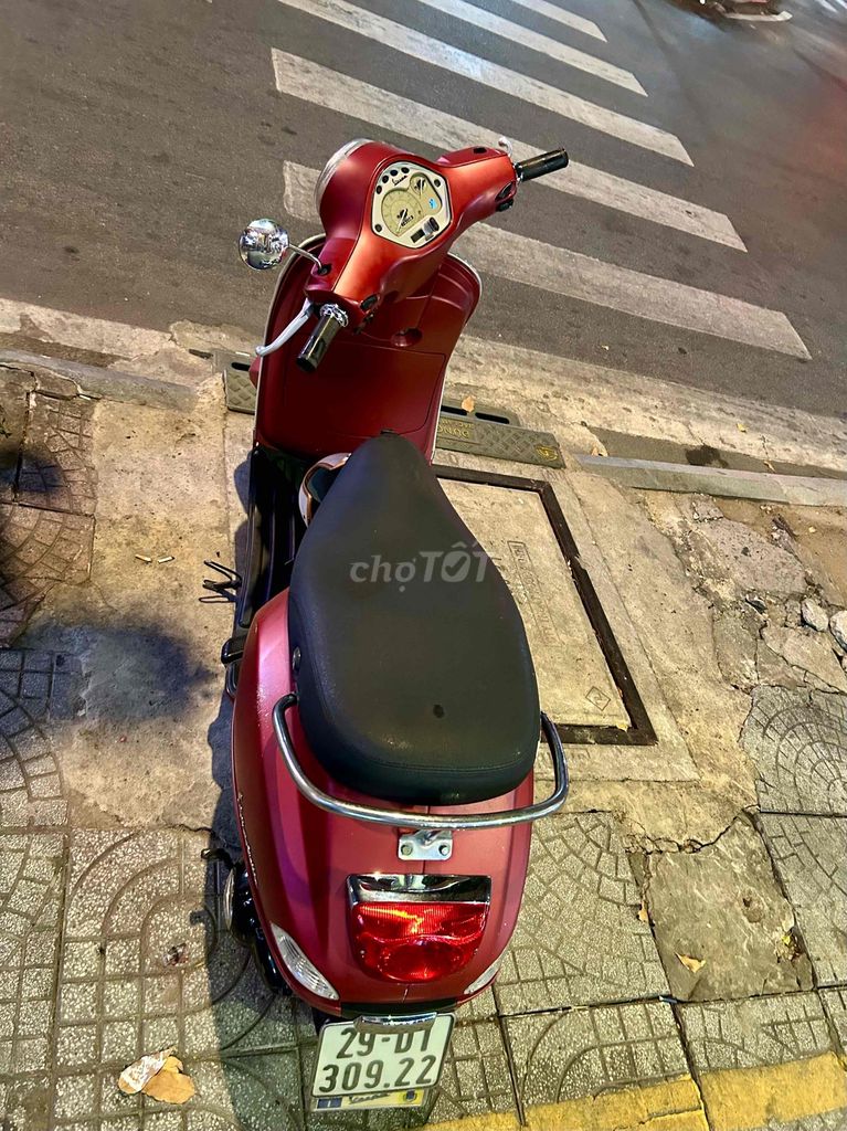 Vespa LX 125cc (Xe người dùng)