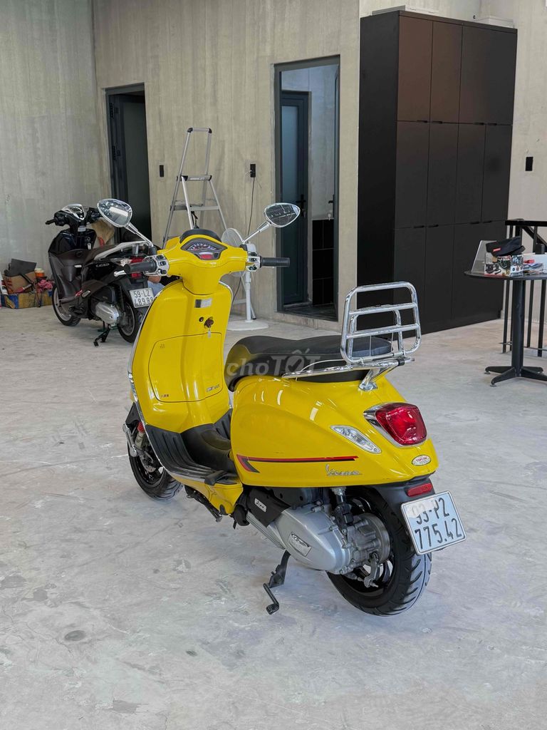 Vespa Sprint 125 đăng kí 2021 chạy ít. Mua bán Xe máy tại Thành phố Thủ Đức Tp Hồ Chí Minh được đăng bởi iMotorbike Khang hình 4