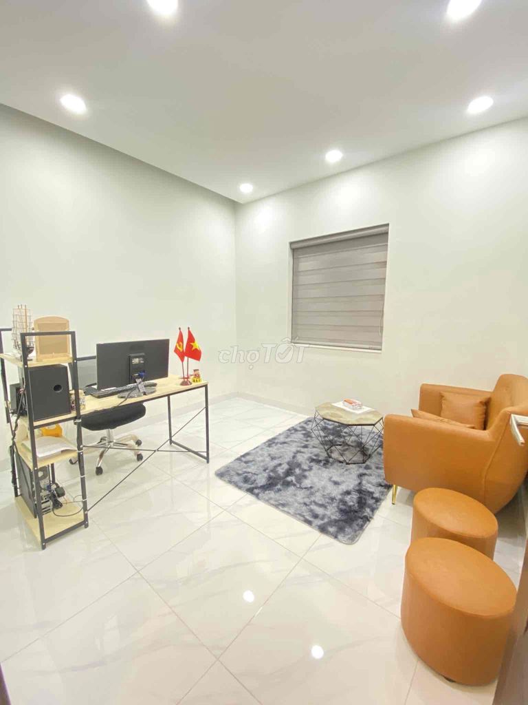 Cho thuê nhà phố Riovista Khang Điền, Phước Long B, 75m2/14 Tr