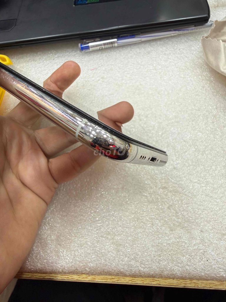 Apple iPhone 11 Pro 64GB Trắng. Mua bán Điện thoại tại Quận 8 Tp Hồ Chí Minh được đăng bởi Trường hình 1