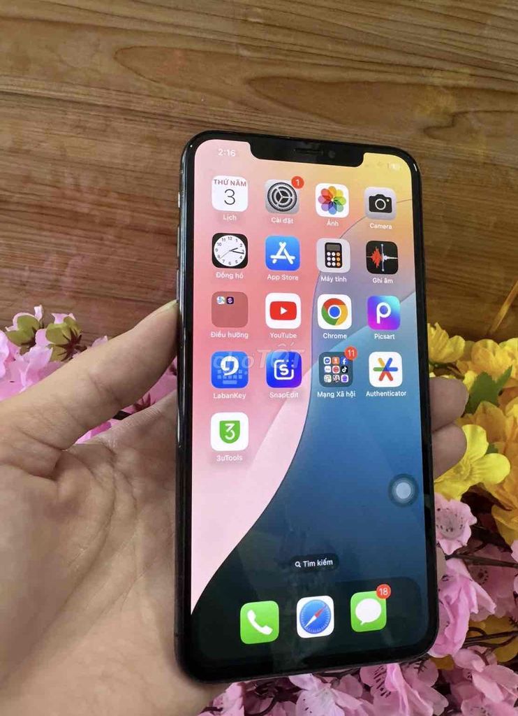 Apple iPhone XR Đen quốc tế. Mua bán Điện thoại tại Quận Ninh Kiều Cần Thơ được đăng bởi everest hình 1