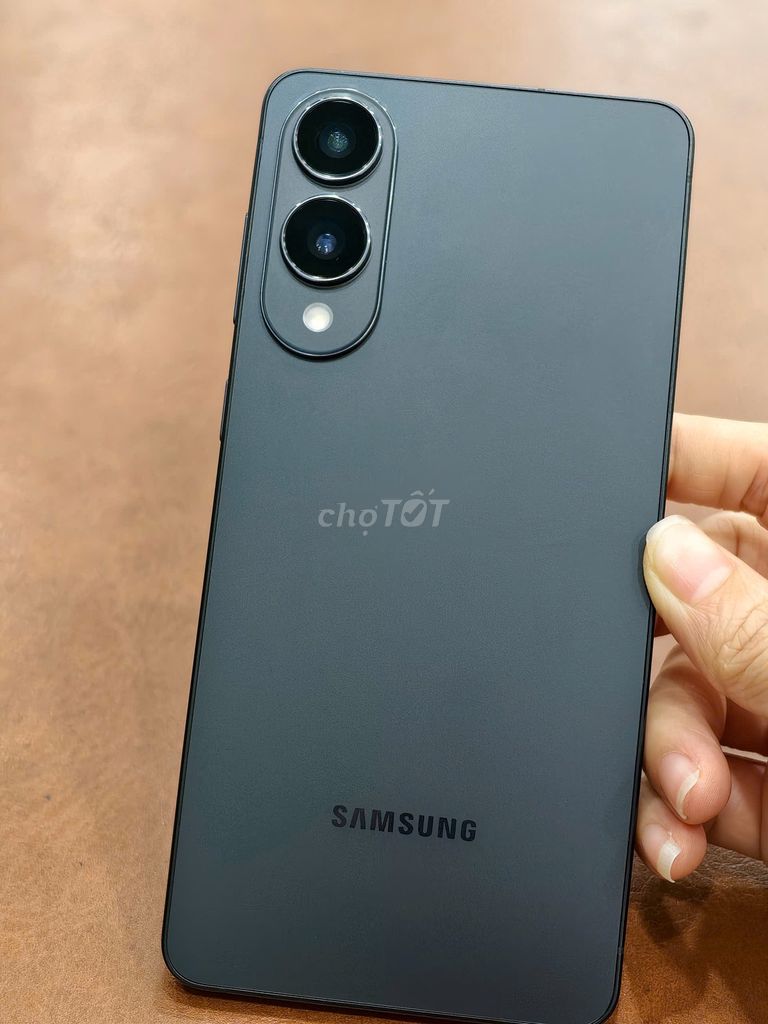 Samsung Galaxy S25 Edge 512gb Đen BH T9-2026 99%. Mua bán Điện thoại tại Quận Đống Đa Hà Nội được đăng bởi Hn Store hình 1