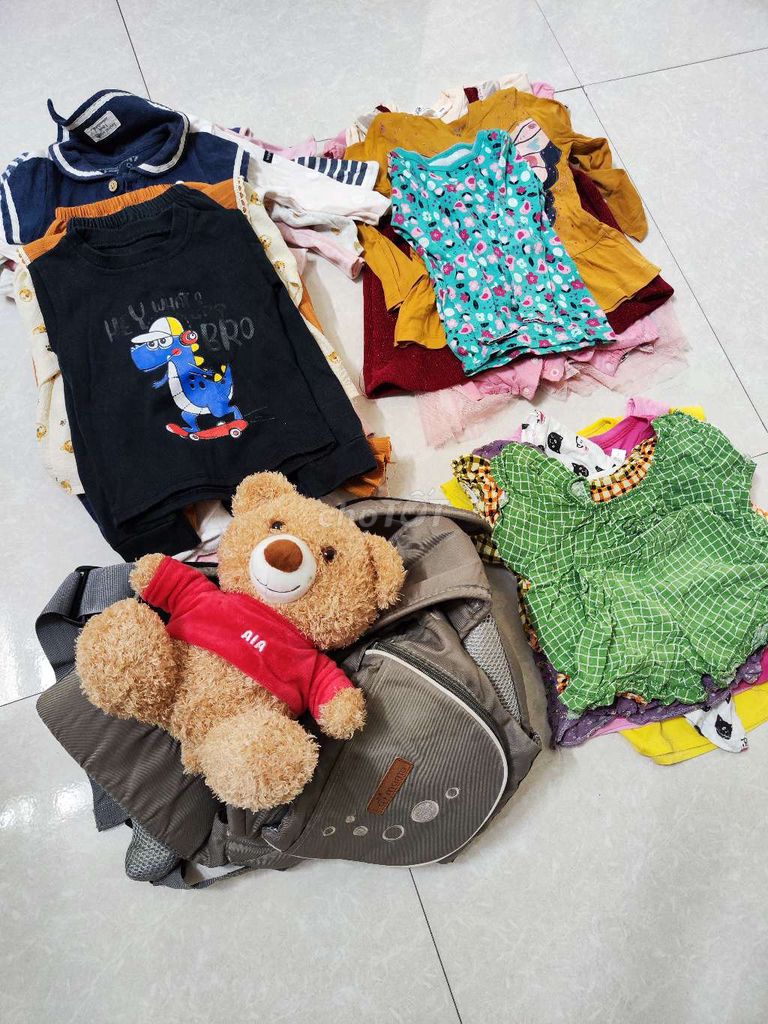 Tặng quần áo cho bé gái từ 9-11kg nhiều màu. Mua bán Mẹ và bé tại Huyện Gia Lâm Hà Nội được đăng bởi phúc tiến hình 1