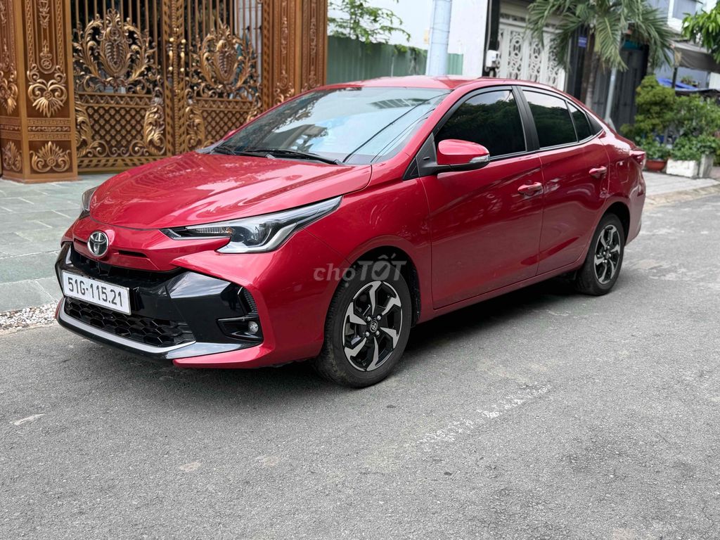 Тойота Vios E 2024 Автоматическая 34000 км красная