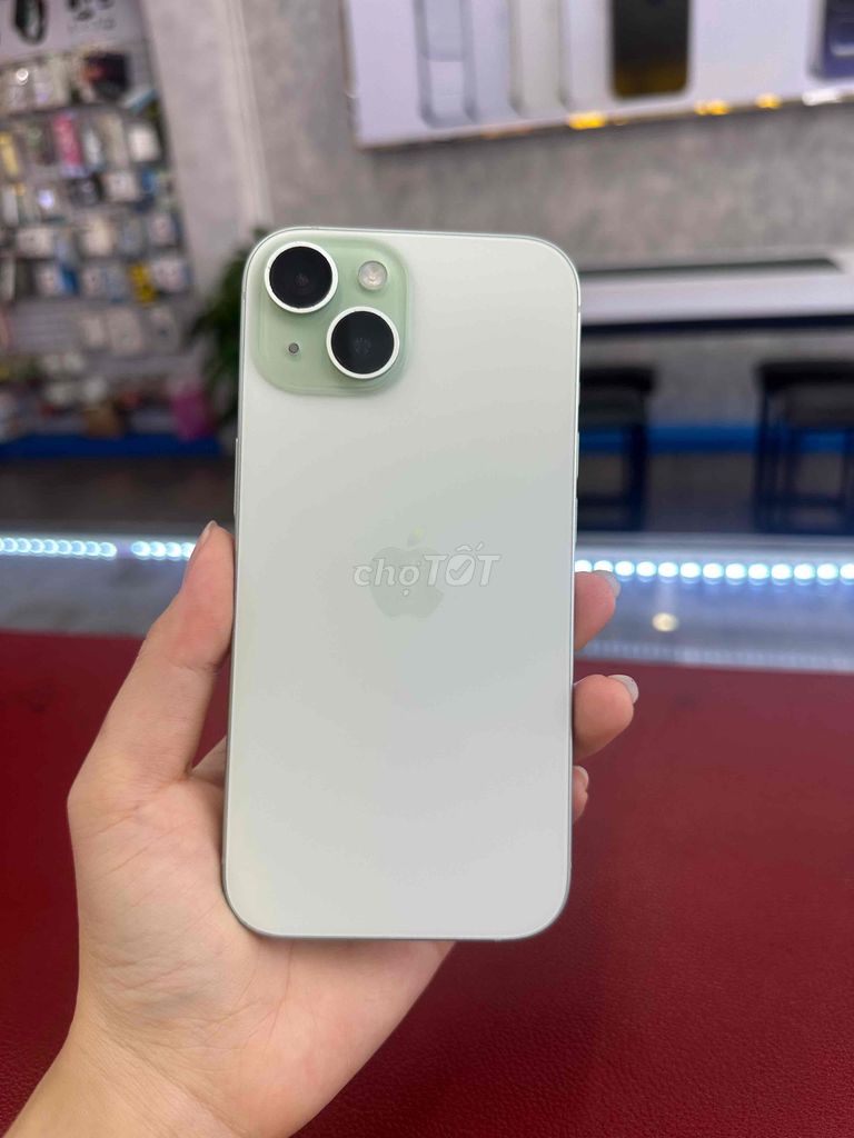 iPhone 15 128GB Xanh lá VN/A. Mua bán Điện thoại tại Thành phố Thủ Dầu Một Bình Dương được đăng bởi Phong Le hình 1
