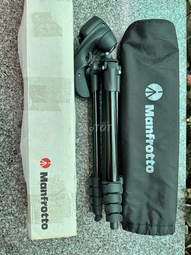 Chân máy ảnh Manfrotto Compact Action Đen. Mua bán Phụ kiện (Màn hình, Chuột...) tại Huyện Tuy Phong Bình Thuận được đăng bởi Ve chai thập cẩm hình 1