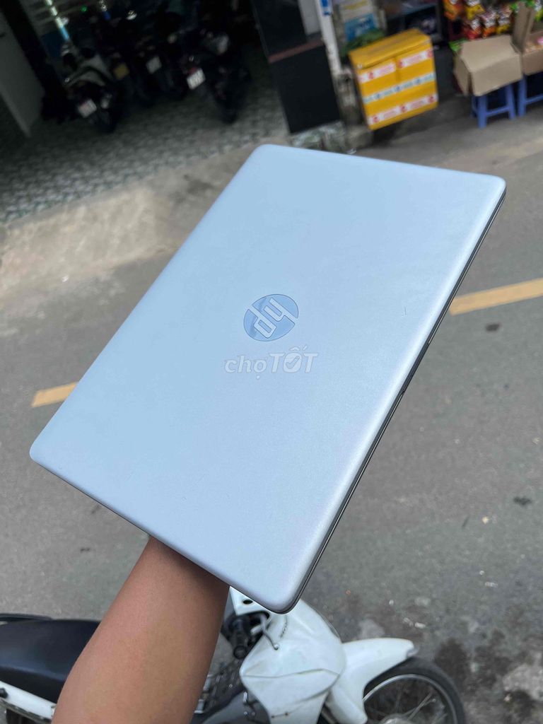 HP 15s-du i3-7020U 8GB/256GB/2GB MX110/15.6 FullHD. Mua bán Laptop tại Thành phố Thủ Đức Tp Hồ Chí Minh được đăng bởi Công ty TNHH Dịch Vụ Ngọc Gia Bảo Computer hình 1