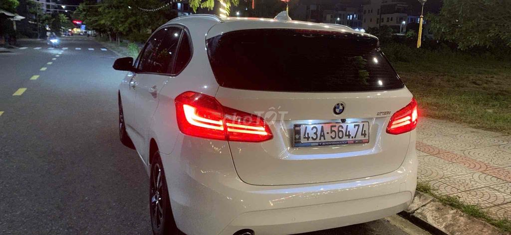 BMW 218i may 1.5 turbo 2014 - 110000 km. Mua bán Ô tô tại Quận Cẩm Lệ Đà Nẵng được đăng bởi Lam hình 3