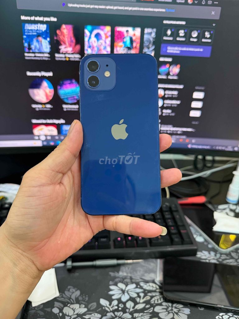 12 64g Full chức năng. Mua bán Điện thoại tại Quận Hà Đông Hà Nội được đăng bởi Trung Đức hình 1