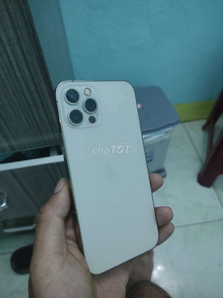 Apple iPhone 12 Pro Vàng Hỏng main. Mua bán Điện thoại tại Huyện Hòa Vang Đà Nẵng được đăng bởi Hậu hình 1