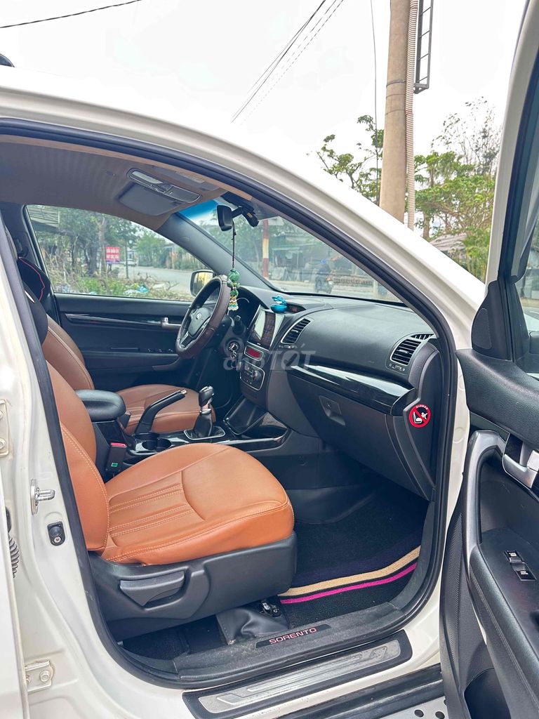 Kia Sorento 2014 số sàn. Mua bán Ô tô tại Thành phố Hà Tĩnh Hà Tĩnh được đăng bởi Lê đức anh hình 8