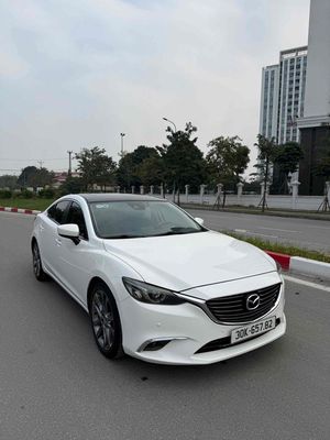 Mazda 6 2018 2.0 Premium Trắng