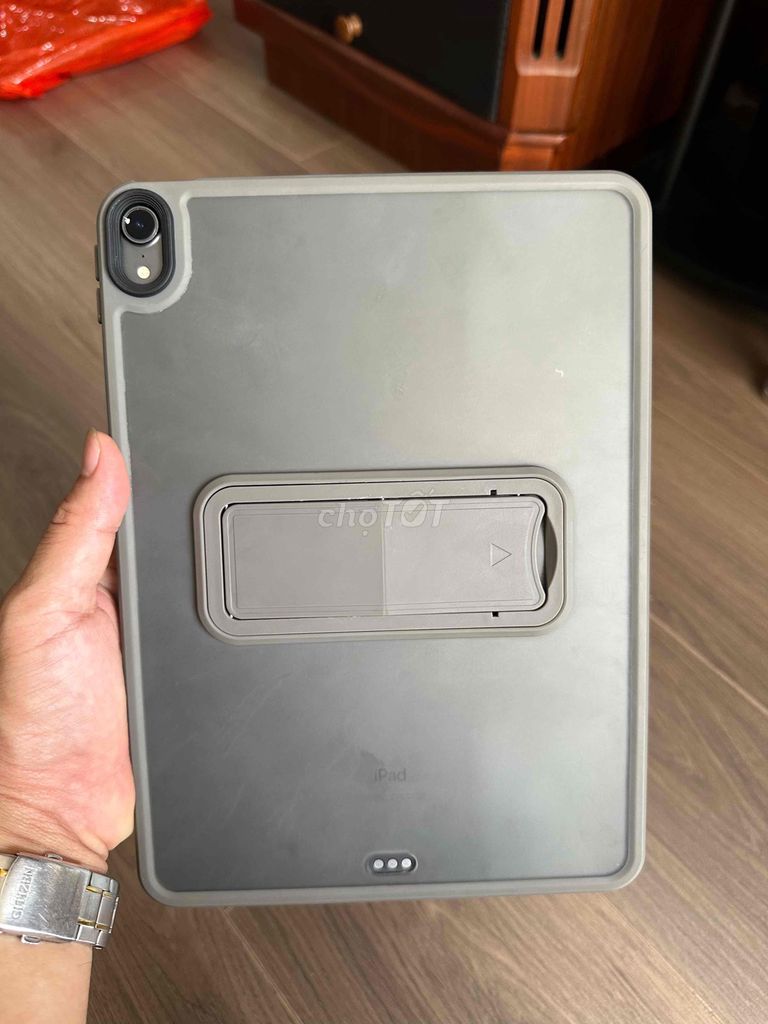 Apple iPad Pro 2018 Xám 98%. Mua bán Máy tính bảng tại Quận Đống Đa Hà Nội được đăng bởi Nguyễn quốc Việt  hình 1