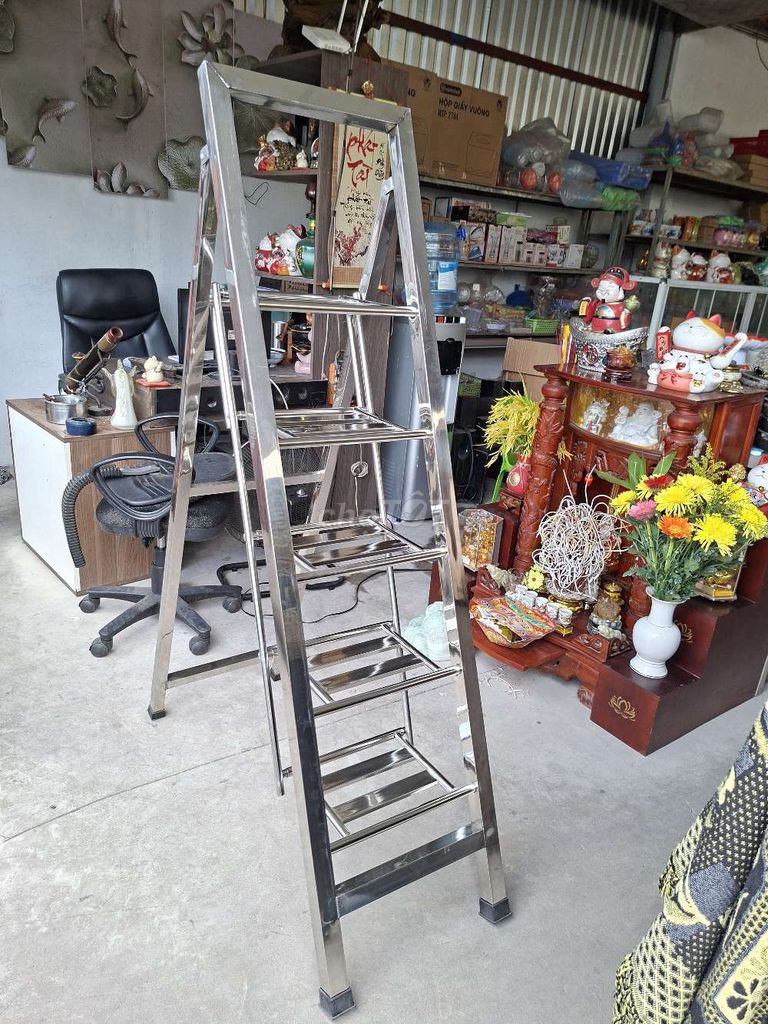 Thang Inox 5 bậc Vuông 40 mới. Mua bán Nội thất, đồ gia dụng khác tại Thành phố Biên Hòa Đồng Nai được đăng bởi Bùi Huyền hình 1