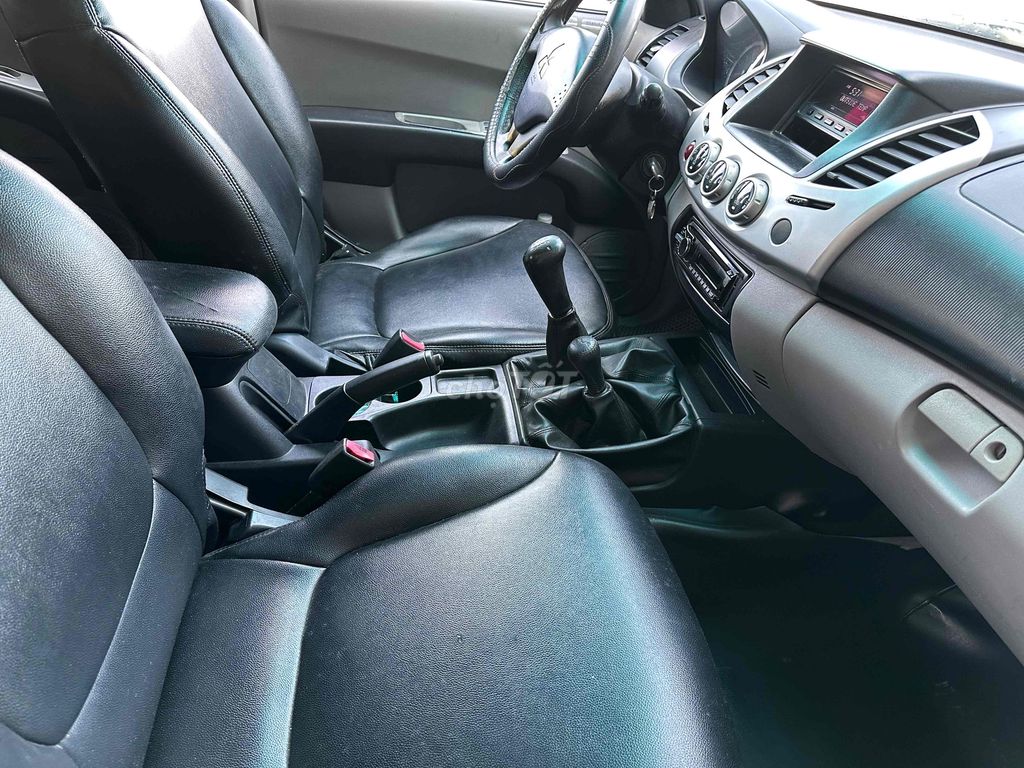 Mitsubishi Triton 2009 2 cầu Đen. Mua bán Ô tô tại Quận 12 Tp Hồ Chí Minh được đăng bởi Mua Bán Oto hình 5