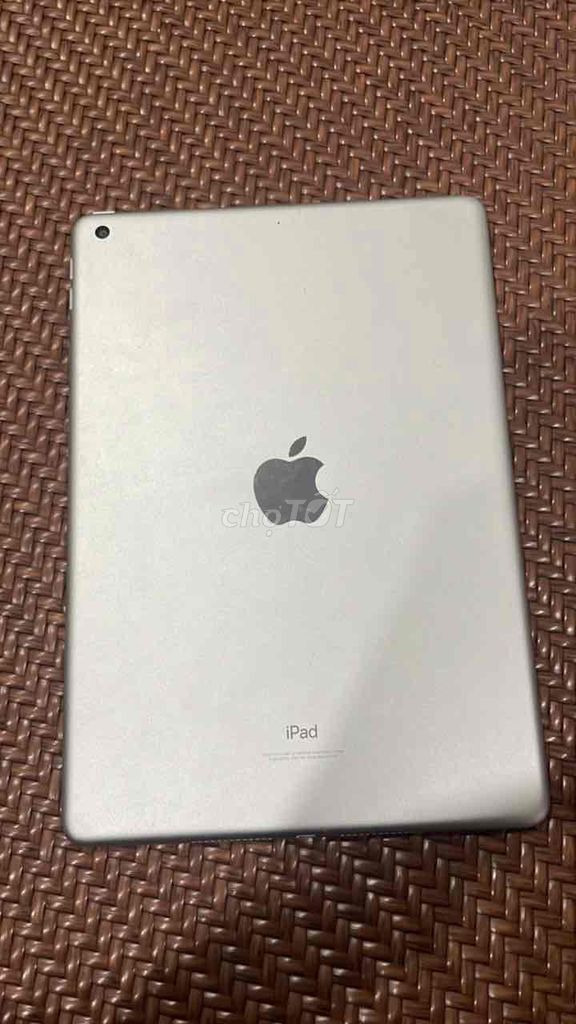 Apple iPad Bạc Hỏng màn hình. Mua bán Máy tính bảng tại Huyện Kiến Xương Thái Bình được đăng bởi hai củ hình 1
