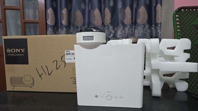 Thanh lý Máy chiếu gần SONY VPL-BW120S siêu đẹp.. Mua bán Đồ dùng văn phòng tại Huyện Đông Anh Hà Nội được đăng bởi Đặng Bá Tuy