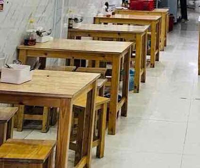 THANH LÝ BÀN GHẾ QUÁN ĂN 990K/ BỘ. Mua bán Bàn ghế tại Quận Ninh Kiều Cần Thơ được đăng bởi Thúy Nguyễn Nhà Đất