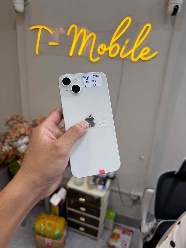 14 Plus 128Gb Quốc Tế Trắng zin đẹp. Mua bán Điện thoại tại Quận Thanh Xuân Hà Nội được đăng bởi Ngô Tráng T Mobile hình 1
