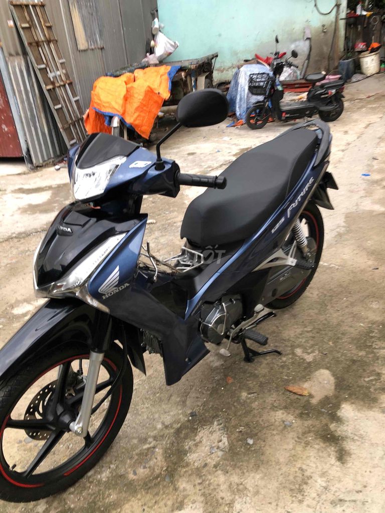 cần bán xe futre 125 2022.   13000 km. Mua bán Xe máy tại Huyện Châu Thành An Giang được đăng bởi Phan Huu Thanh hình 3
