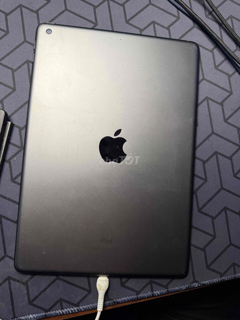 Apple iPad Gen 9 64GB Xám. Mua bán Máy tính bảng tại Quận Ba Đình Hà Nội được đăng bởi Quan Manh hình 1