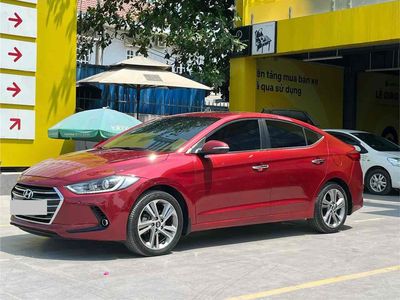 Hyundai Elantra 2.0 2018 xe gia đình