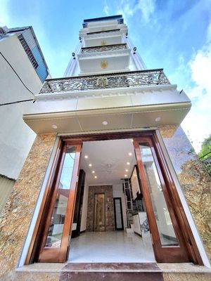 BÁN NHÀ BÁT KHỐI 5 TẦNG THANG MÁY GẦN CẦU THANH TRÌ GIÁ CHỈ 5,X TỶ