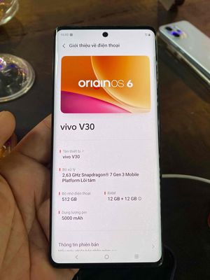 Vivo V30 5G 512G ram 12g màn liệt cảm sát mép trái