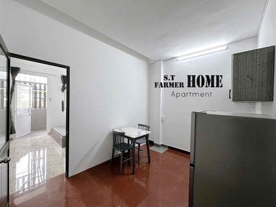 Căn hộ 1PN - tách bếp - Full nội thất - Ban công rộng - mây giặt riêng