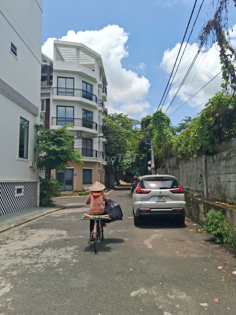 ĐẤT ĐẸP, KDC CAO TẦNG ĐƯỜNG LÀNG TĂNG PHÚ GẦN ĐH GTVT
