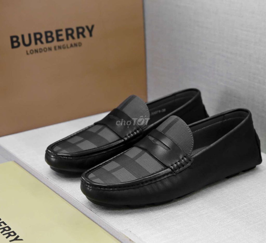 Burberry giầy sang xịn