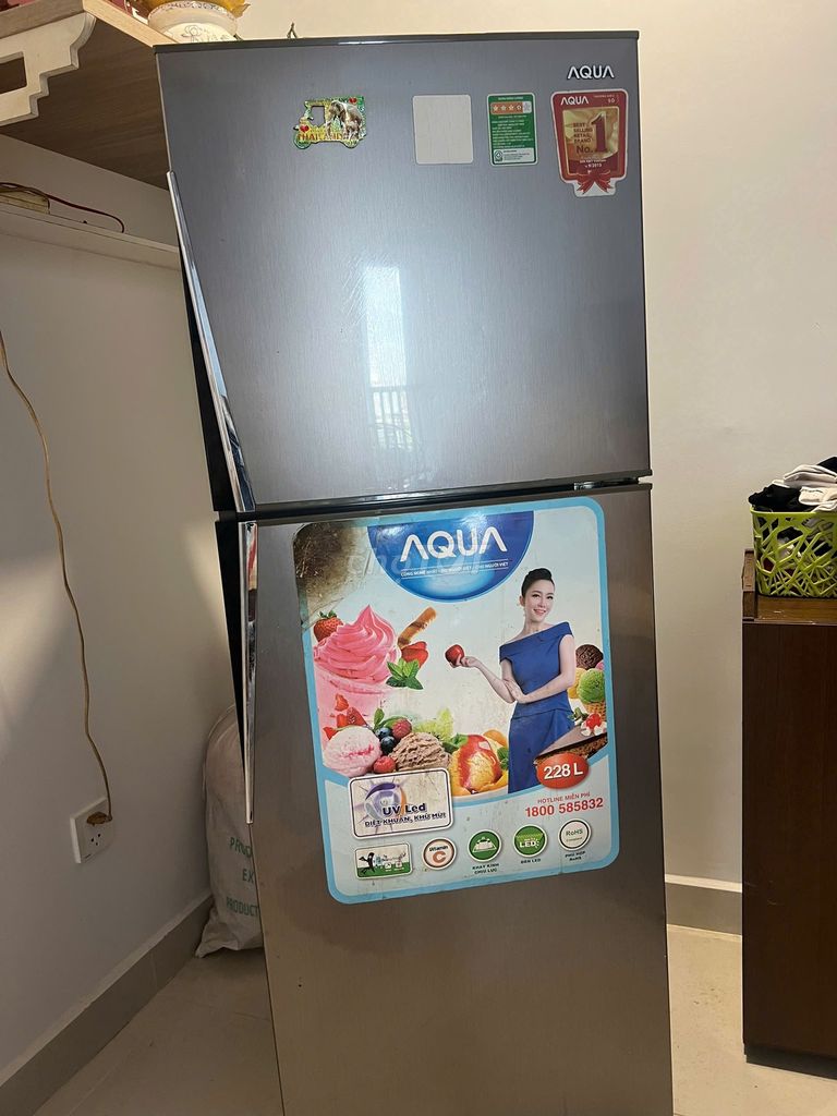Tủ lạnh AQUA 200L còn mới tại Thuận An