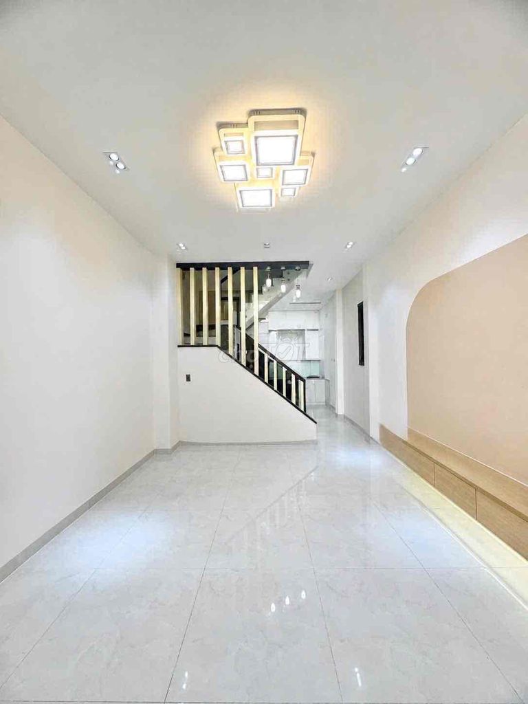 Аренда · 4 комн. · 56 м² · Quận Bình Tân, ул. Đường Liên khu 10-11