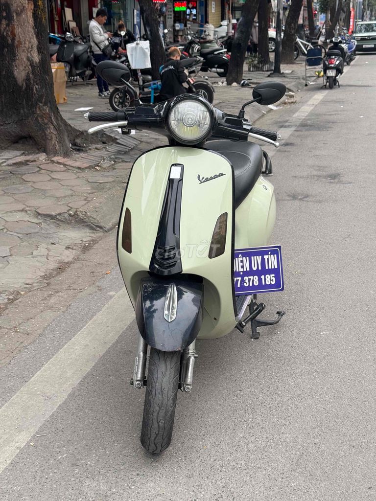 Xả vespa xám bình lướt, bảo hành 6 tháng