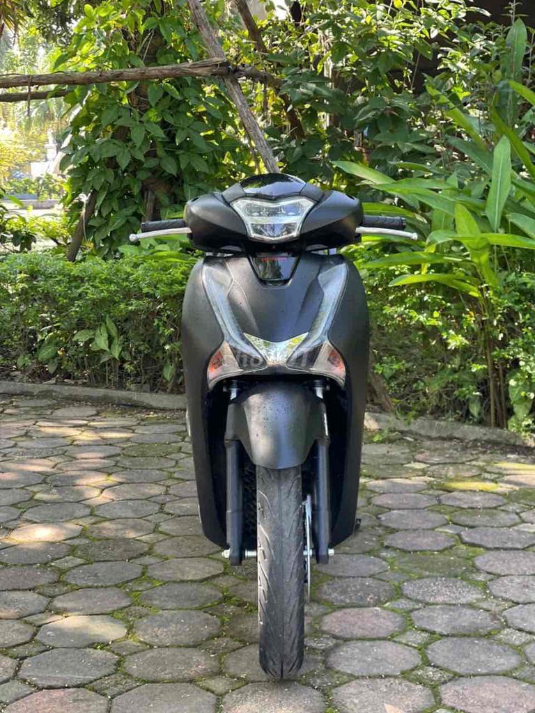 SH 150i Nguyên Bản 2019 Chất_Bảo Hành 3 Năm. Mua bán Xe máy tại Huyện Gia Lâm Hà Nội được đăng bởi Xe Máy Phúc Hưng hình 1
