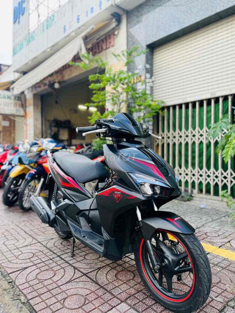 AB125 2017 ĐEN BSTP - XE LENG KENG - GÓP ĐƯA 0đ. Mua bán Xe máy tại Quận 8 Tp Hồ Chí Minh được đăng bởi XE MÁY NGUYỄN MINH SƠN hình 2