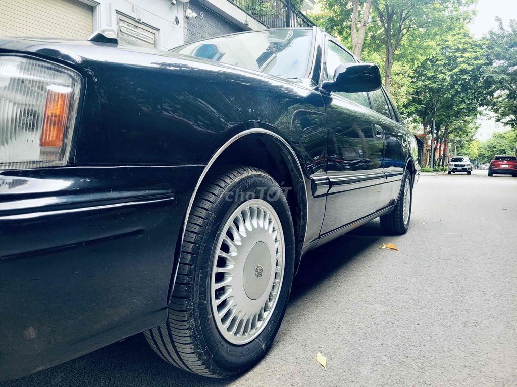 Toyota Crown 1995 - 100000 km. Mua bán Ô tô tại Quận Tây Hồ Hà Nội được đăng bởi Mr Tâm hình 6