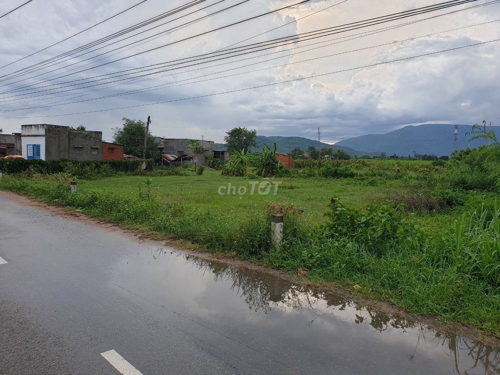 Đất mặt tiền đường Hàm Phú - Thuận Minh
