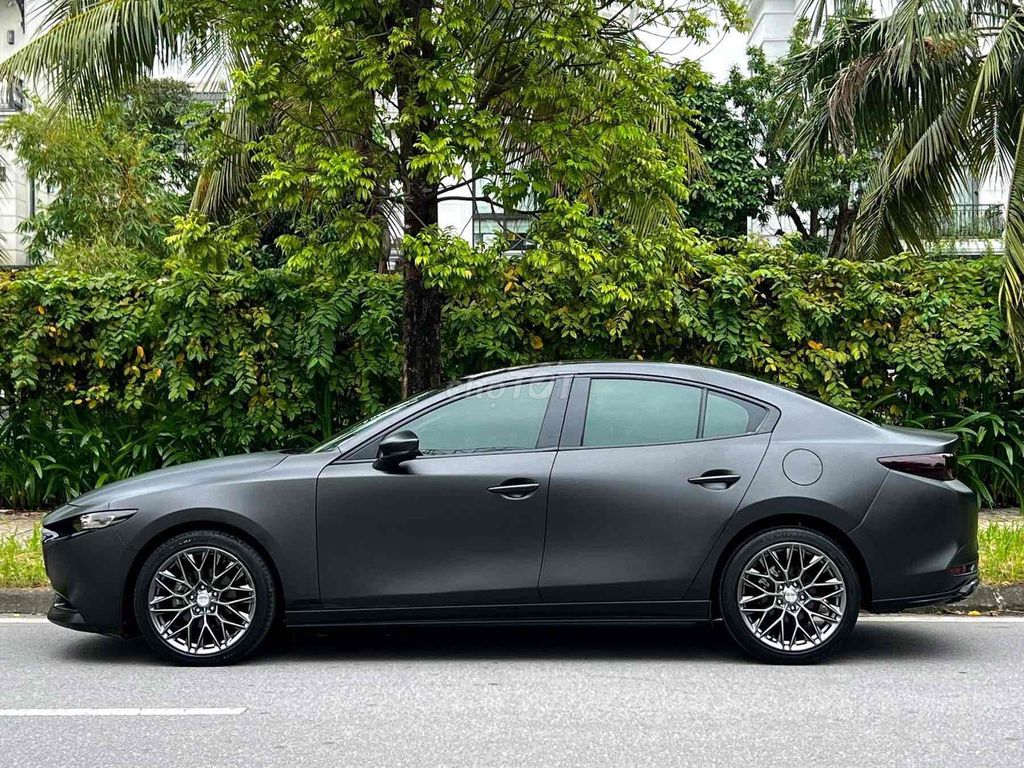 Mazda 3 2020 1.5L Deluxe - 64000 km. Mua bán Ô tô tại Quận Long Biên Hà Nội được đăng bởi Trang Gala hình 4