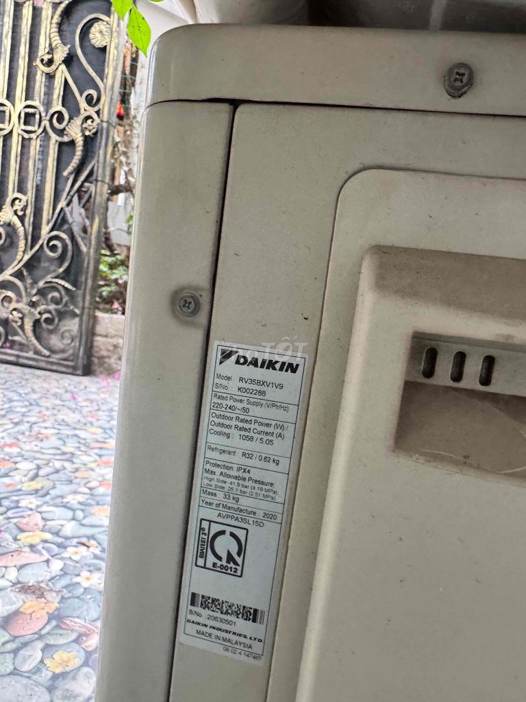 máy lạnh Daikin 1,5HP mua về ít sử dụng