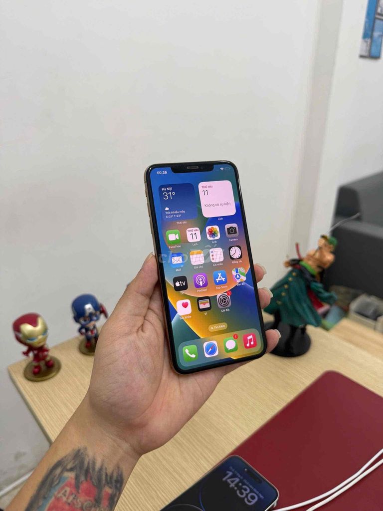 Apple iPhone Xs Max 256GB Vàng Đã dùng. Mua bán Điện thoại tại Quận Đống Đa Hà Nội được đăng bởi KT Hà Nội Mobile hình 1