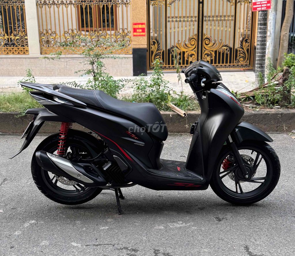 Honda SH 160i ABS 2024 Đen 1000 km. Mua bán Xe máy tại Quận Gò Vấp Tp Hồ Chí Minh được đăng bởi CHXM 86 chuyên bán xe trả góp hình 13
