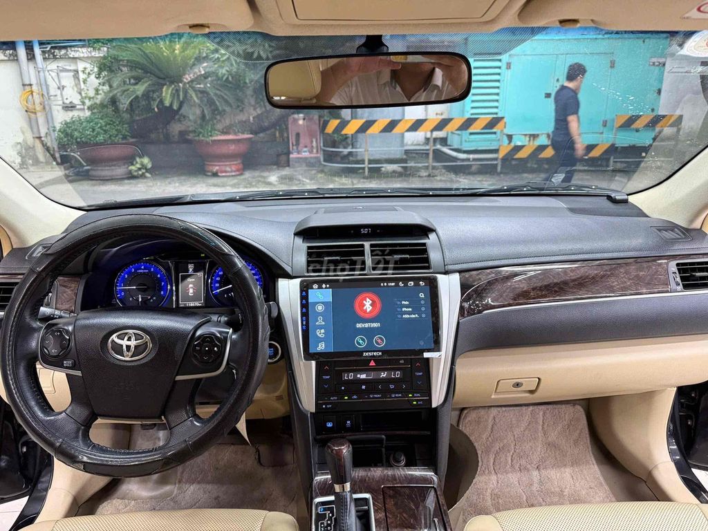 Camry 2017 2.0E xe đẹp nhiều phụ kiện. Mua bán Ô tô tại Quận Tân Bình Tp Hồ Chí Minh được đăng bởi Nguyễn An hình 7