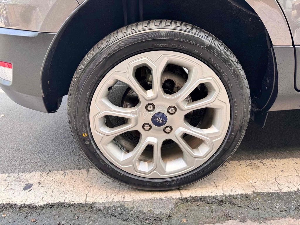Ford EcoSport 2019 Titanium 1.5L AT - 38000 km. Mua bán Ô tô tại Quận 3 Tp Hồ Chí Minh được đăng bởi Duy Vỹ hình 4