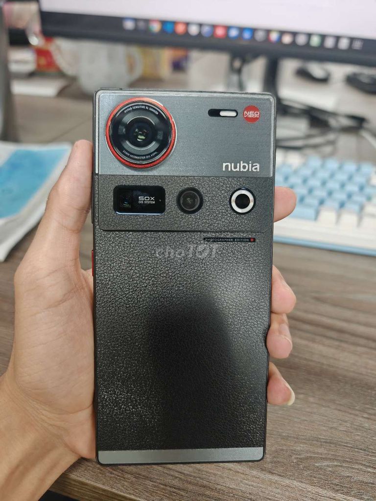 Nubia Z70S Ultra 12GB/256GB Đen. Mua bán Điện thoại tại Quận Nam Từ Liêm Hà Nội được đăng bởi Bi Nguyễn hình 1