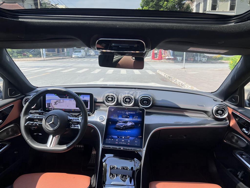 ❤️ MERCEDES C300 AMG 2023 TRẮNG/NÂU CỰC ĐẸP. Mua bán Ô tô tại Quận 7 Tp Hồ Chí Minh được đăng bởi Tri Mercedes DNZ hình 11