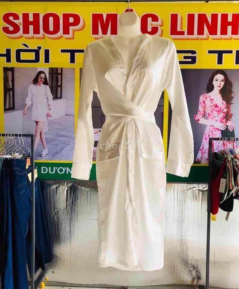 Đầm Nữ Trắng Vải Mềm Thanh Lịch. Mua bán Quần áo tại Thị xã Điện Bàn Quảng Nam được đăng bởi Mộc Linh hình 1