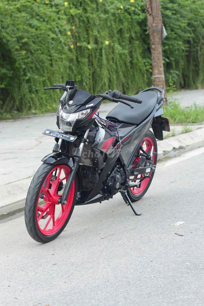 bám satria 2023, xe chạy hơn 1v km, góp 0đ nhận xe. Mua bán Xe máy tại Quận Nam Từ Liêm Hà Nội được đăng bởi Thành hình 1